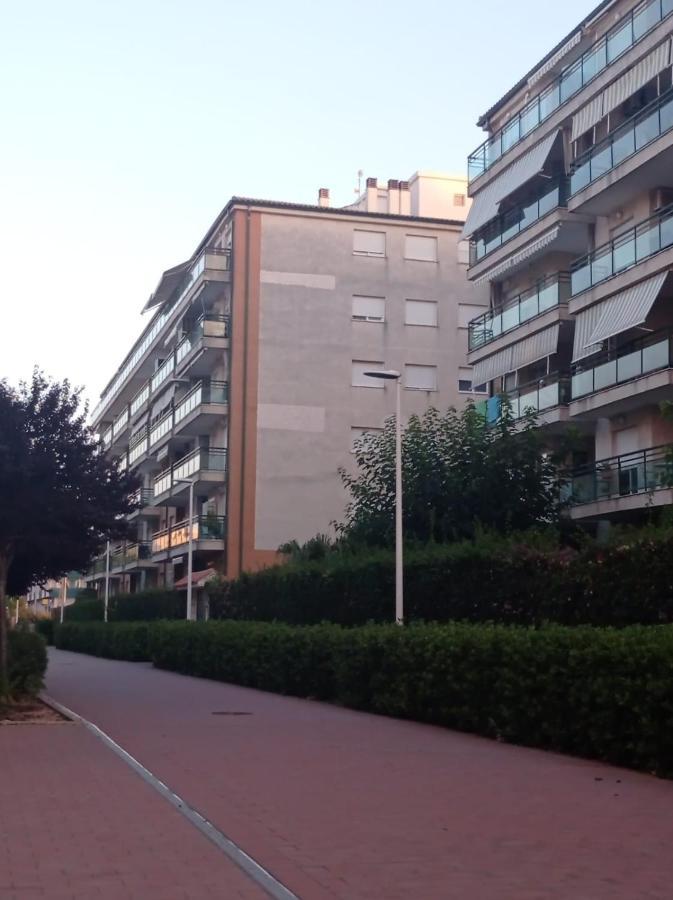 Apartamento Pilar Solo Familias Gandia Exterior photo