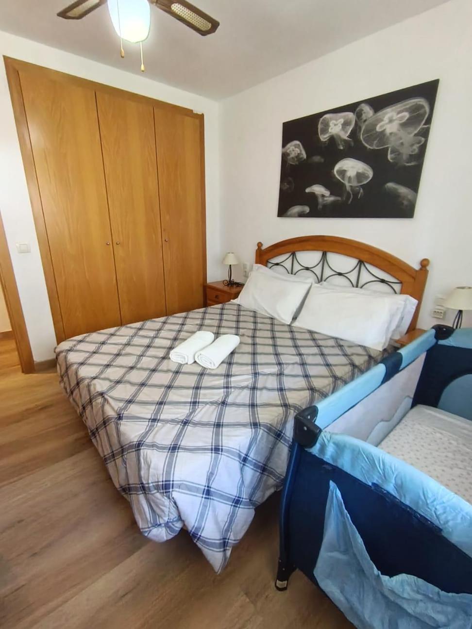 Apartamento Pilar Solo Familias Gandia Exterior photo